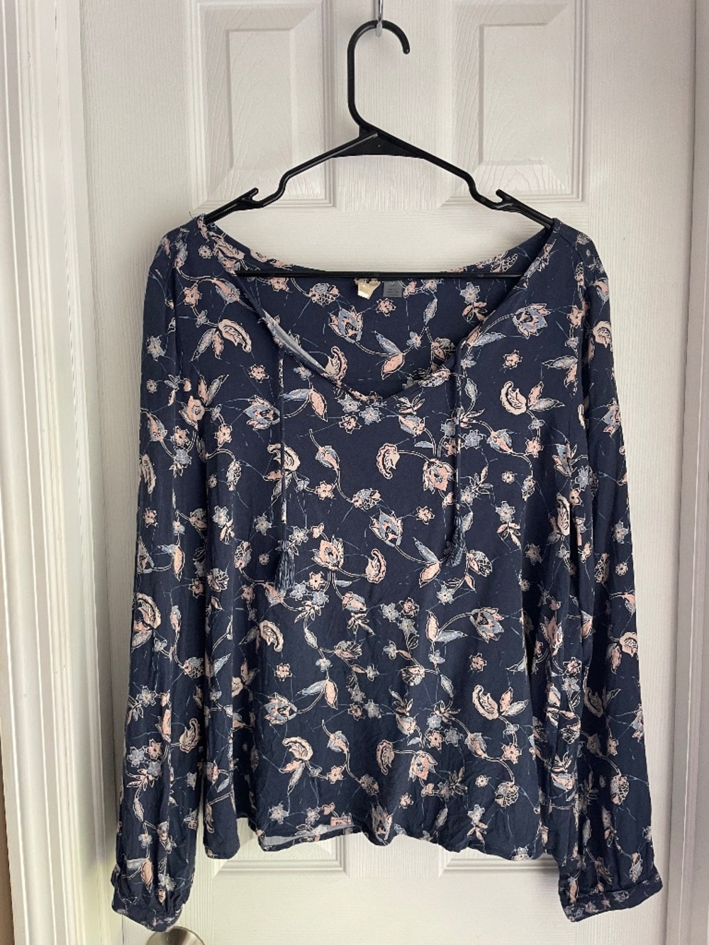Roxy Floral Long Sleeve Tassel Split Tie Neck Boho Blouse - Large